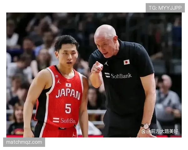 张伯伦内线篮板能力领先哈基姆显著改变球队防守体系